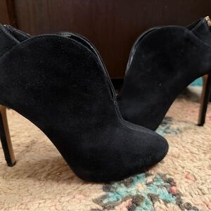 Nine West Black Suede Ankle Booties